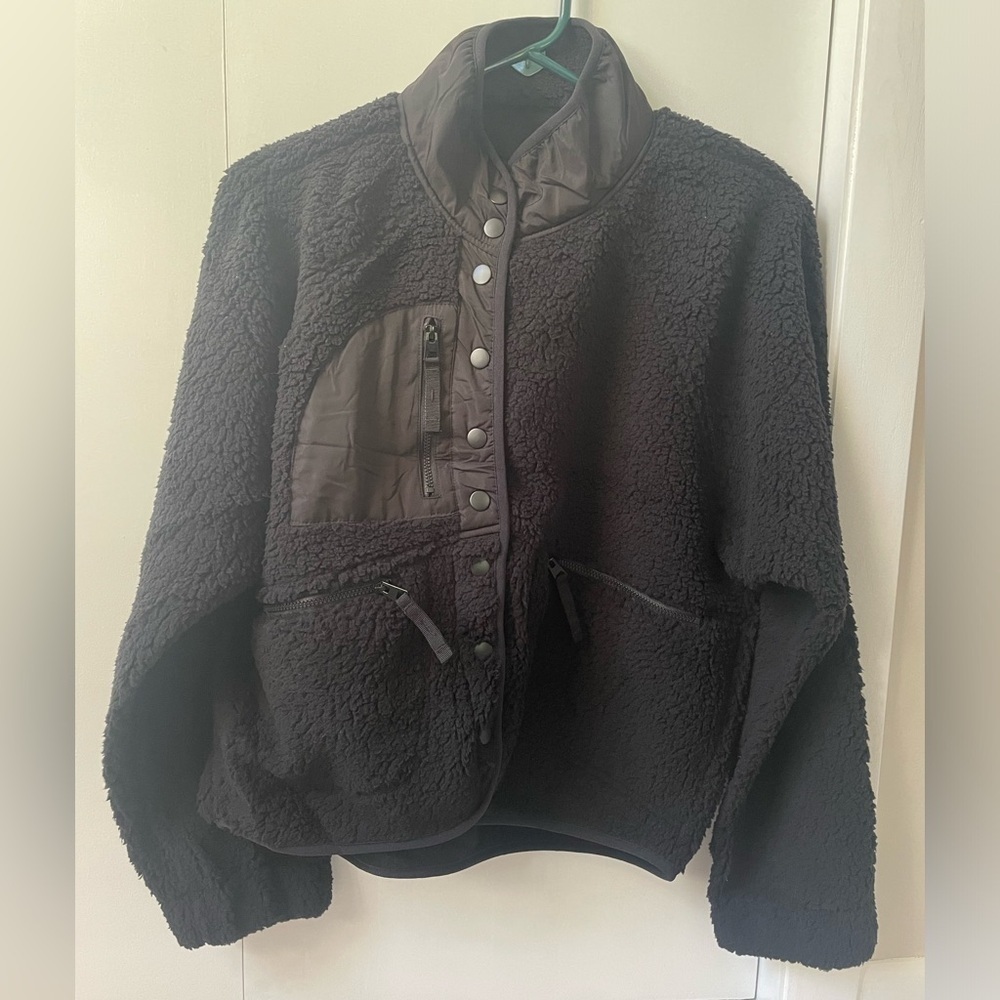 Women’s Black Love Tree Fleece Snap Up Long Sleeve Jacket